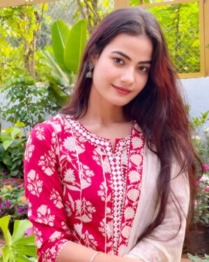 Kajal Sharma Instagram - 🌹