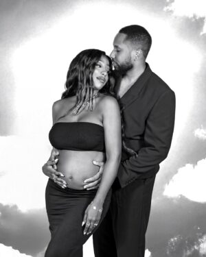 Kamille Instagram - Can’t wait to meet you, little angel 🤍

shot by: @uncleashraf 
creative: @itscamheyes
