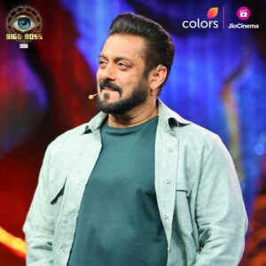 Kamya Punjabi Instagram - Weekend Ka Vaar mein hogi sitaaron bhari raat. From @kiaraaliaadvani to @alwaysramcharan, sabhi honge Salman ke saath. 🔥

Dekhiye #BiggBoss18 Weekend Ka Vaar Shanivaar aur Ravivaar raat 9.30 baje @colorstv aur #JioCinema par.

#BB18 #WeekendKaVaar #BiggBoss18onJioCinema #BiggBoss @beingsalmankhan #KamyaPanjabi @adnan_a_khan @ayesha.singh19 @mona151082