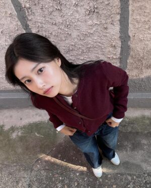 Kang Hye-won Instagram - 🍇🍷