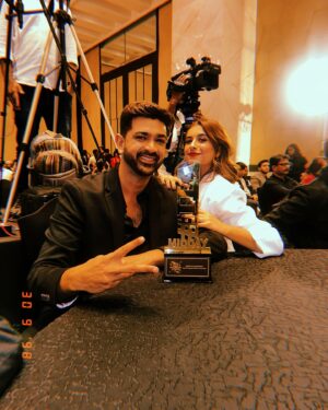 Kanupriya Gupta Instagram - 🏆 Iconic Couple Creator of the year 🏆

There is no better feeling in the world than seeing your hard work, being appreciated that two in the form of an award. 😍 
It is because of your incredible love, support and encouragement that we are here today and have become the best couple creator in INDIA🇮🇳 You guys are ICONIC!!

Also a big thank you to our family and friends for supporting us and always having so much faith in us….♥️
 And a very special thank you to the whole team at @cloutpocketaces without whom we wouldn’t be here today 🥳

Thank you @middayindia for making this possible! ♥️

#soICONIC #RoKan