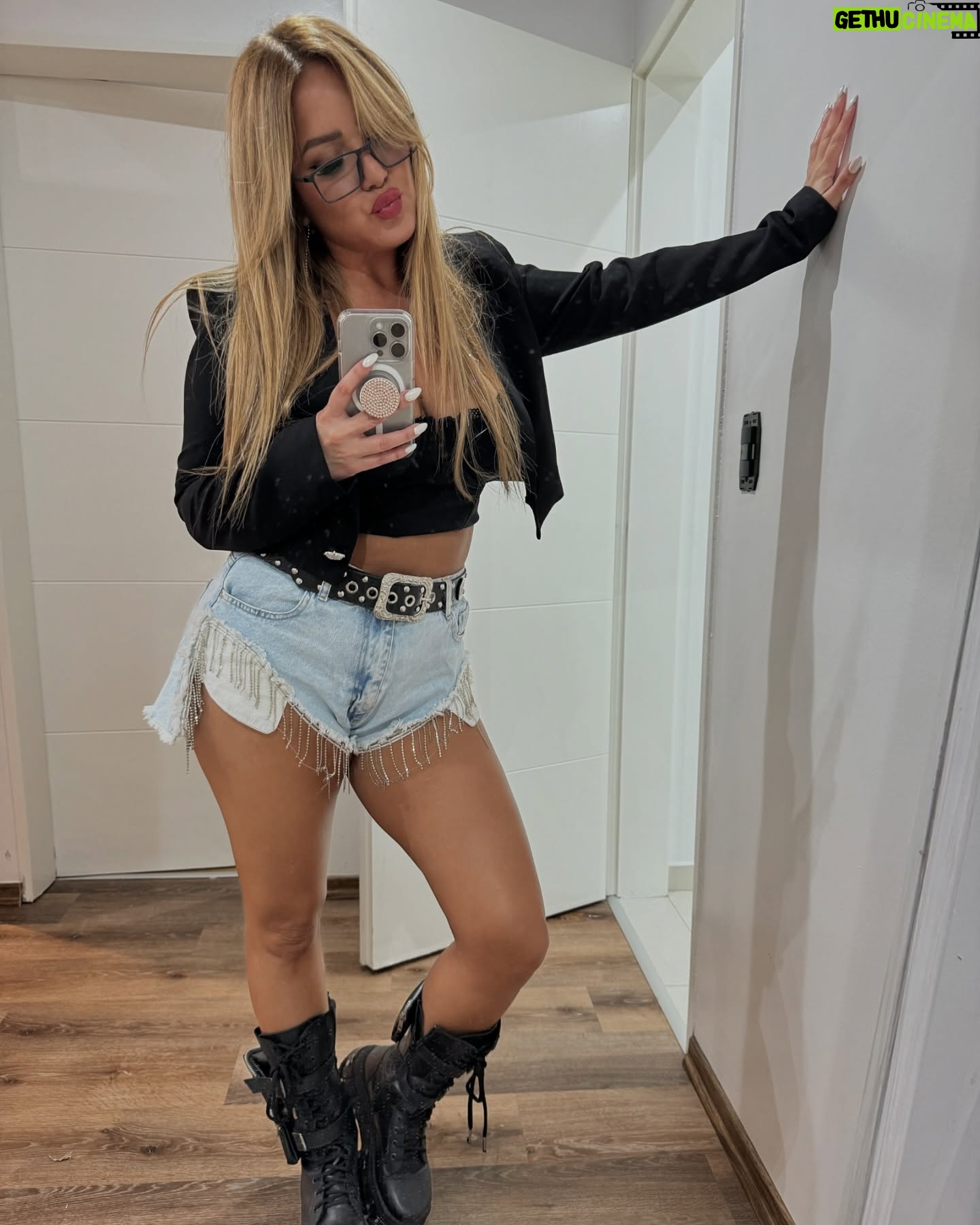 Karina 'La Princesita' - 245.2K Likes - 10 dΓas π₯°