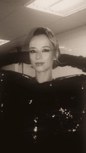 Karine Vanasse Instagram - Tonight.. it’s Traitor on Traitor !!! 💥
Episode 9 of 10.
Will one of our Ladies even survive this…

@thetraitorscanada tonight on @ctv and tomorrow with its extended version on @cravecanada.

Production @groupeentourage 
Styled by @patrickvimbor 
Beauty direction and makeup @leslie_ann_thomson (and bts photos !)
Hair by @valeriaamirova 
On set dresser @syllongpre