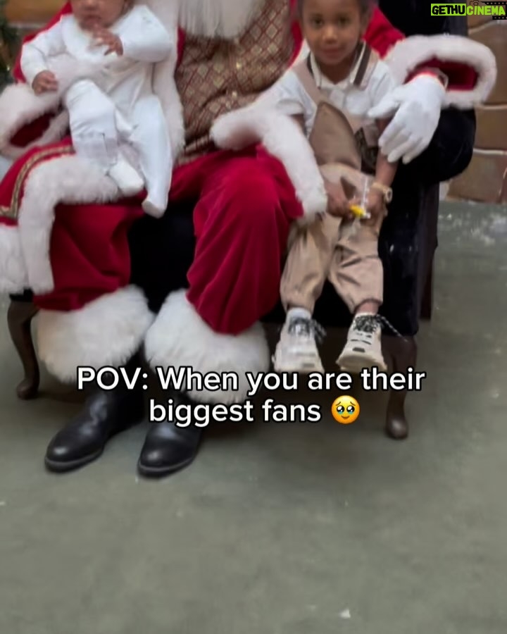 Kash Doll - 541.4K Likes - As a mom for Christmas i just wanna see my babies happy… ❤️ merry Christmas Instagram family @fashionnova .#fashionova