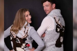 Katee Sackhoff Instagram - Find yourself a man that loves you so much they will put on a reindeer sweater vest and take professional photos. 😂😂🎄 
Merry Christmas Week folks.

Photos by 📸 @dennydenn