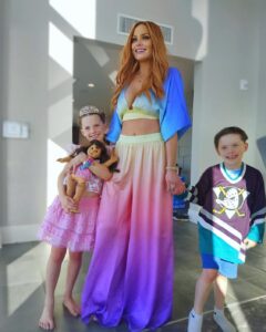 Actress Kathryn Dennis HD Photos and Wallpapers April 2022