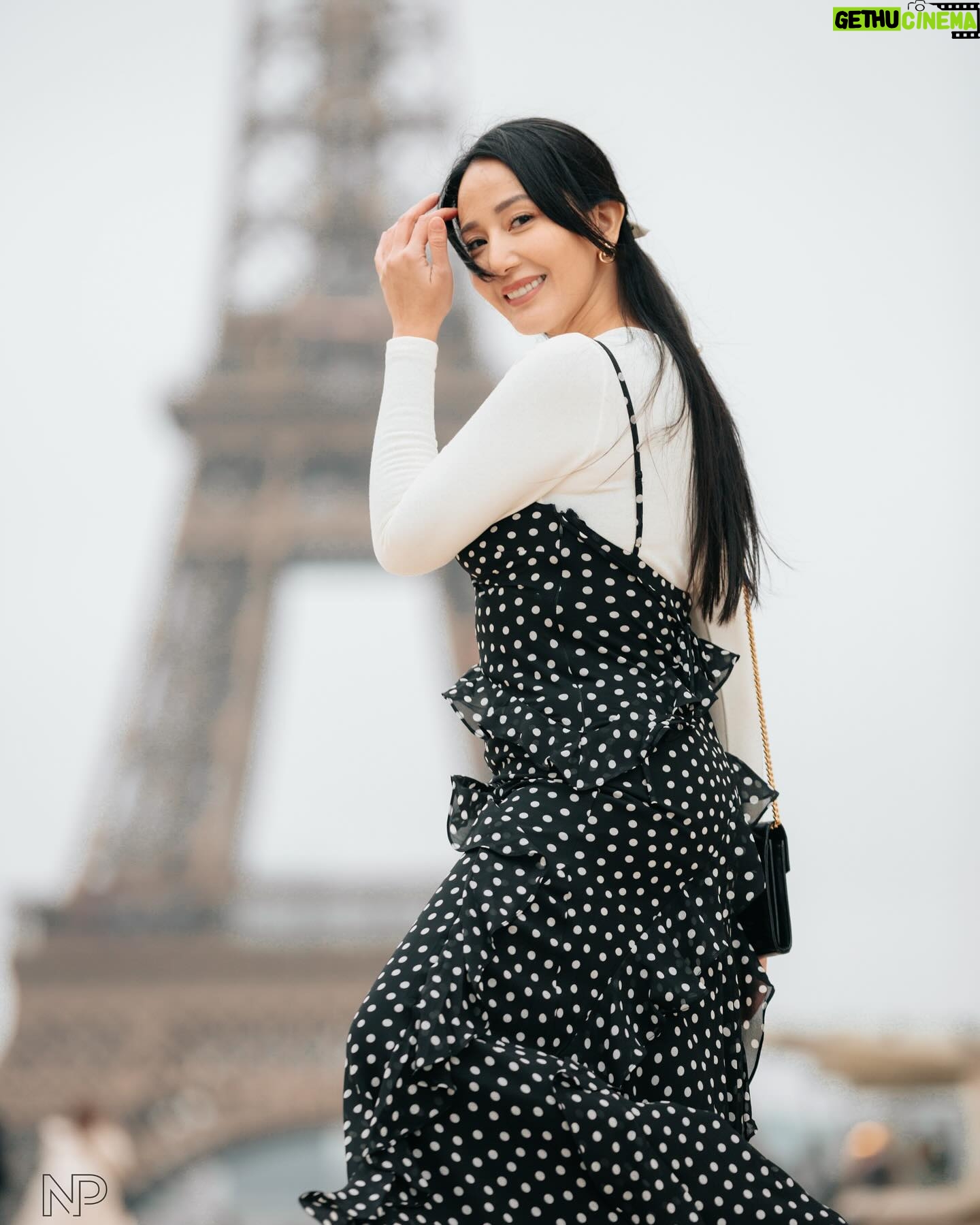 Katrina Halili - 9.8K Likes - Bonjour, mon amour. 🇫🇷
Thank you so much Ate @charissetinionp and @niceprintphoto for beautifully capturing my Paris experience. 😘 #niceprintinternational
