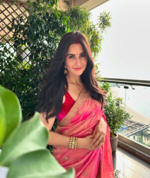 Katrina Kaif Instagram - Happy करवा चौथ ✨