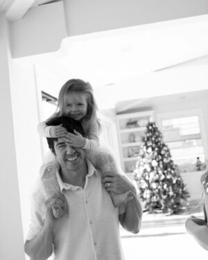 Katrina Scott Instagram - Christmas blessings ♥️ Slow mornings, kitchen messes, fingerprints on the windows, handmade ornaments, and tiny growing miracles 💫 

We hope that everything you are praying for this Christmas enriches your life along with peaceful days, health and happiness, and warm love for your whole family. Please tell your loved ones you’re all in our hearts this holiday season. 

Thank you @jenhochstadt for coming over for all the chaos, cookies and cries to freeze time. I’ll cherish these pics forever. ♾️