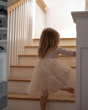 Katrina Scott Instagram - Christmas blessings ♥️ Slow mornings, kitchen messes, fingerprints on the windows, handmade ornaments, and tiny growing miracles 💫 

We hope that everything you are praying for this Christmas enriches your life along with peaceful days, health and happiness, and warm love for your whole family. Please tell your loved ones you’re all in our hearts this holiday season. 

Thank you @jenhochstadt for coming over for all the chaos, cookies and cries to freeze time. I’ll cherish these pics forever. ♾️