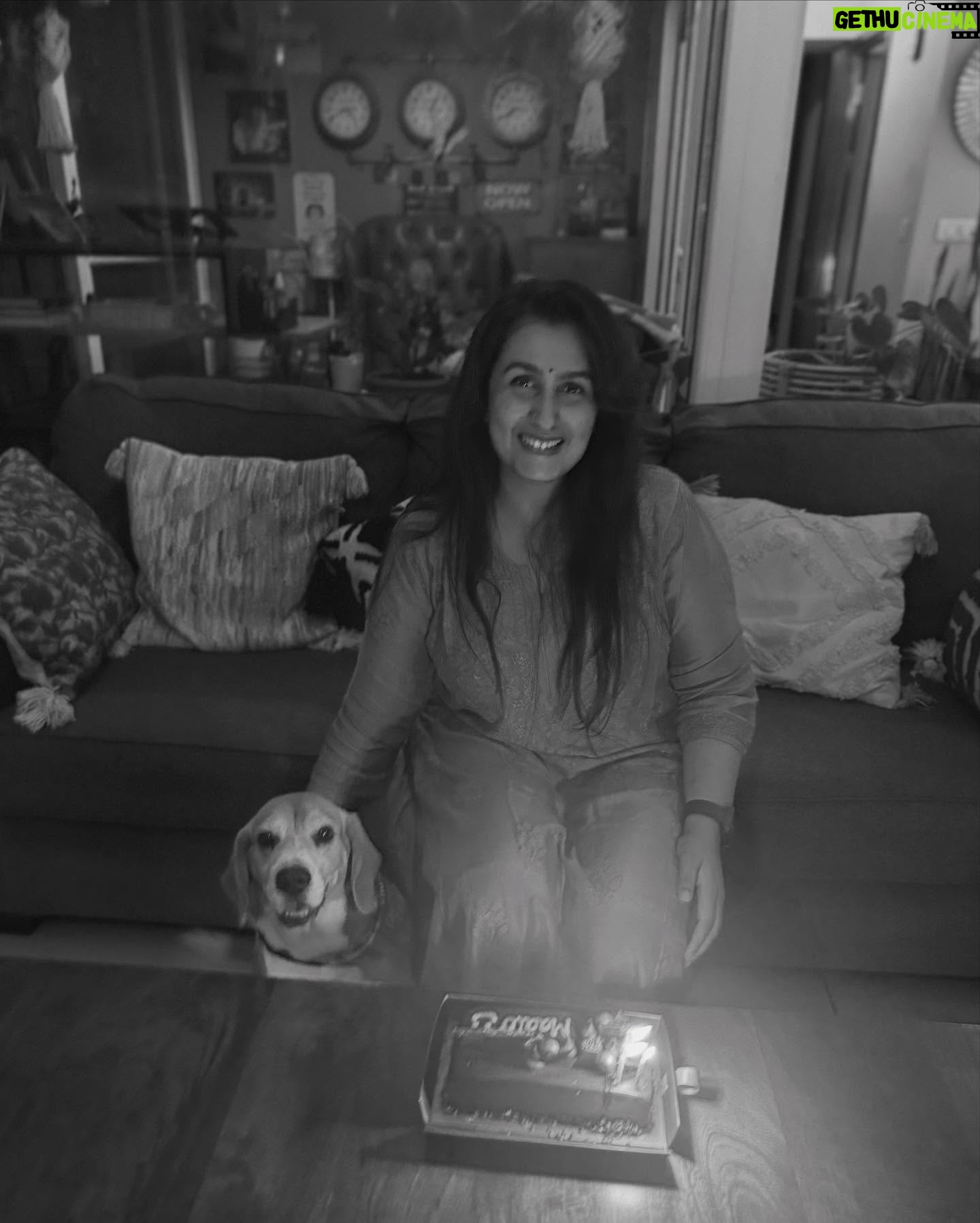 Kavitha Nair - 6.1K Likes - 22-12-2024 ❤️
More than a week since I turned a year older. Yet to reply most of you who wished me on that day here. Thank you for remembering ❤️
I mean, truly sincerely appreciate writing to me.. Hope you all had a wonderful X’mas ❤️