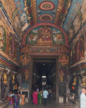 Kavya Shetty Instagram - Walk with confidence, for your path is secure in God's guidance🪷 🦜✨🙏

The Meenakshi Amman Temple, located in Madurai, Tamil Nadu, is one of the most ancient temples in India, dedicated to Goddess Meenakshi  and Lord Sundareshwarar.
It is an iconic representation of Tamil culture, architecture, and spirituality.
#meenakshiammantemple #madurai #tamilnadu