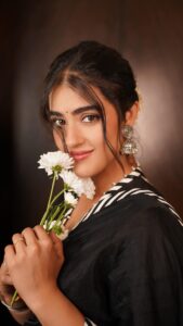 Actress Kavya Thapar HD Photos and Wallpapers November 2024