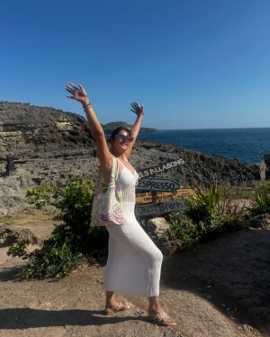 Kavya Thapar Instagram - O’ sunny day ☀️🌊 #tannedandtraveled 
Bali w @desh.videsh.in 📍