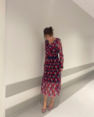 Kayako Abe Instagram - おしごと衣装🧚🏻‍♀️

👗　@adelly.tokyo 
💎　@cocoshnik_official 
👠　@kanematsu_official 

💄 @kandayuco ♡