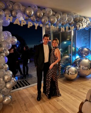 Kayla Ewell Instagram - May 2025 bring you everything & more✨
Happy New Year!