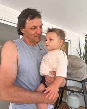 Kayla Itsines Instagram - Today is my dad's birthday.

My dad was actually the one who first got me into fitness. 

He encouraged me to go outside after school every day instead of watching TV. He went to every single one of my basketball games. He helped me do my first chin-up (when I was like three 🤣 ) on one of the grapevines at my Yiayia's house.

He would always say yes to anything I wanted to do when it came to sport.

Happy Birthday DAD!! I wouldn't be a PT today if it weren't for you.