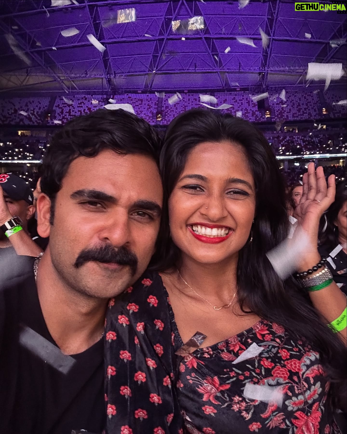 Keerthi Pandian - 179.3K Likes - Happy Birthday Husband! 🔥 @ashokselvan
I love you too much ♥️
#birthday