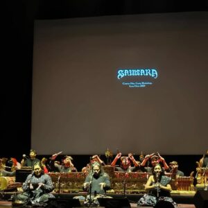 Kelly Tandiono Instagram - Samsara is a beautiful Indonesian mystical cinema concert by @garin_film about a man from an impoverished family who was rejected by the wealthy parents of the women he loves. Desperate, he strikes a bargain with the Monkey King performing dark ritual to gain wealth. The insatiable hunger to become something one is not and the boundaries one is willing to cross to achieve it. 
.
It was such a beautiful and magical cinematic experience with amazing visuals of silent black and white film mixed with balinese culture and instruments. I had goosebumps watching it, it was breathtaking ♥️♥️
.
Congrats to mas Garin, all cast and crew it was remarkable ♥️
.
#Samsara #CinemaConcert #TIM #TamanIsmailMarzuki #Indonesia