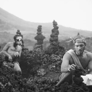 Kelly Tandiono Instagram - Samsara is a beautiful Indonesian mystical cinema concert by @garin_film about a man from an impoverished family who was rejected by the wealthy parents of the women he loves. Desperate, he strikes a bargain with the Monkey King performing dark ritual to gain wealth. The insatiable hunger to become something one is not and the boundaries one is willing to cross to achieve it. 
.
It was such a beautiful and magical cinematic experience with amazing visuals of silent black and white film mixed with balinese culture and instruments. I had goosebumps watching it, it was breathtaking ♥️♥️
.
Congrats to mas Garin, all cast and crew it was remarkable ♥️
.
#Samsara #CinemaConcert #TIM #TamanIsmailMarzuki #Indonesia