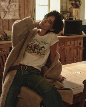 Kelsey Asbille Instagram - Free People X @yellowstone ft. @kelseyasbille. Link in bio to explore the limited-edition collection & western inspired outfits. 

Tune in to the epic return of Yellowstone. New episodes Sundays, only on @paramountnetwork.