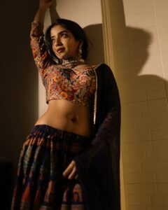 Actress Khushi Dubey HD Photos and Wallpapers November 2024