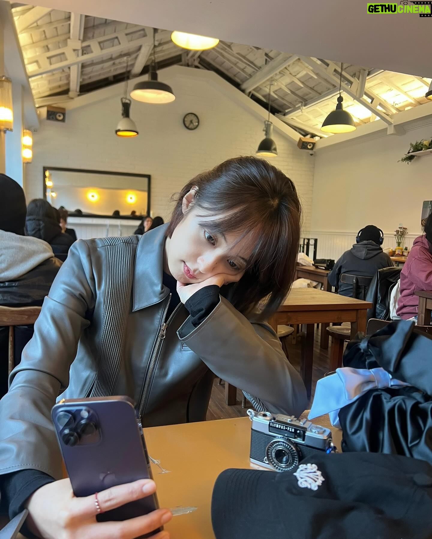 Kim Bo-ra - 25.6K Likes - 🤳🏻🪞⛄️