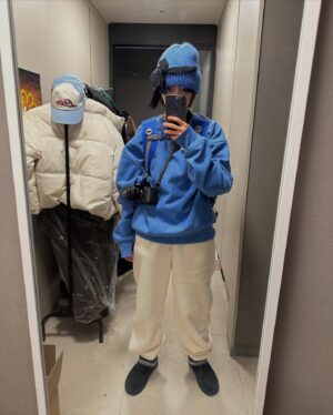 Kim Bo-ra Instagram - 🤳🏻🪞⛄️