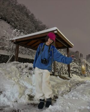 Kim Bo-ra Instagram - 🤳🏻🪞⛄️