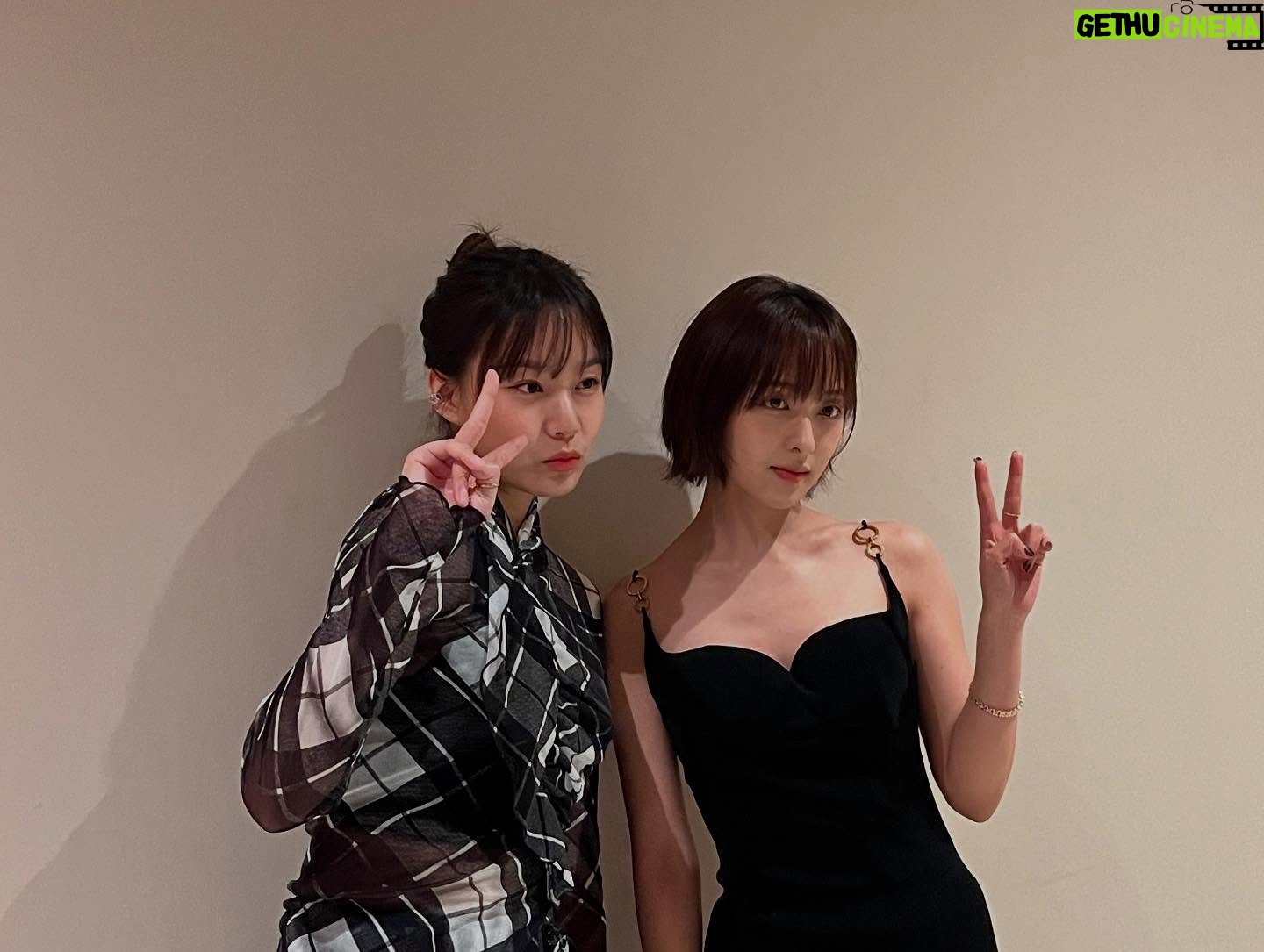 Kim Bo-ra - 22K Likes - The 16th Melon Music Awards, MMA2024(MMA, 멜론뮤직어워드) @melon_music 에서 시상을 하게 되어 영광이었습니다, 소중한 자리 감사합니다🍈🎵.
* @you_naaaaa 유나 만났다🤝🏻