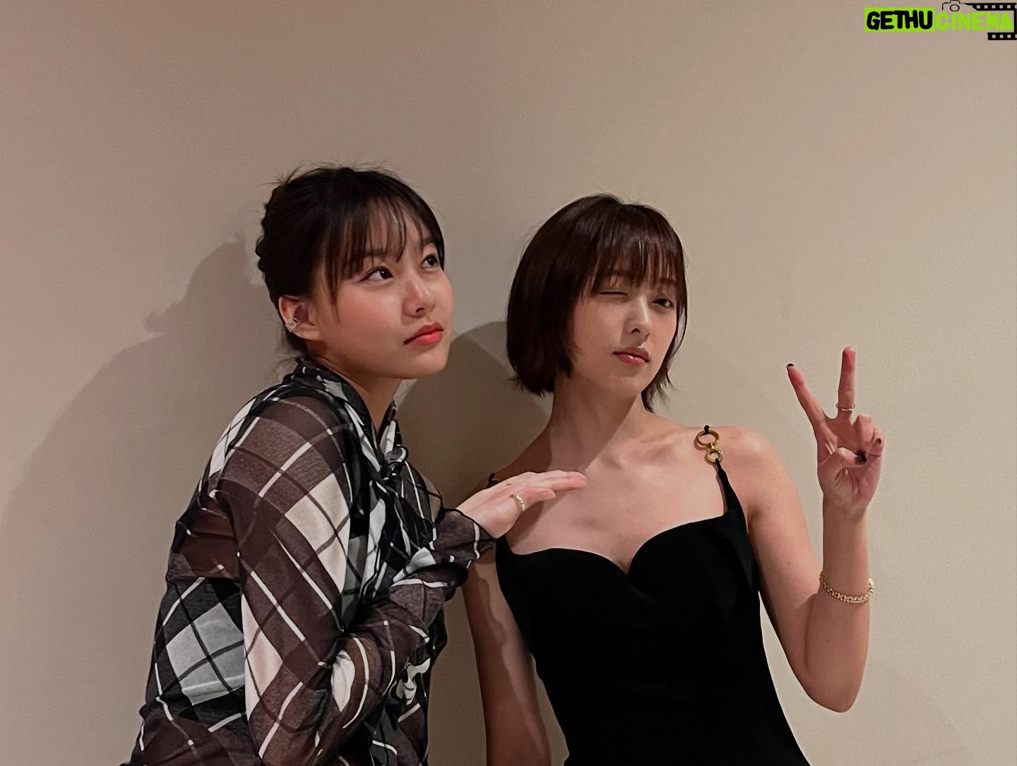 Kim Bo-ra - 22K Likes - The 16th Melon Music Awards, MMA2024(MMA, 멜론뮤직어워드) @melon_music 에서 시상을 하게 되어 영광이었습니다, 소중한 자리 감사합니다🍈🎵.
* @you_naaaaa 유나 만났다🤝🏻
