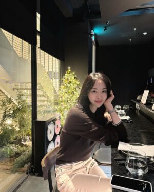 Kim Da-som Instagram - 새해 열흘 남았다