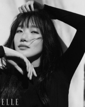 Kim Go-eun Instagram - #대도시의사랑법 ❤️‍🔥 
10월1일 곧 만나요!  제발 🙏🏻🫠 
@ellekorea