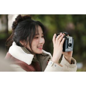 Kim Hye-yoon Instagram - 코닥코닥💛❤️
@kodakstyle_kr  #코닥