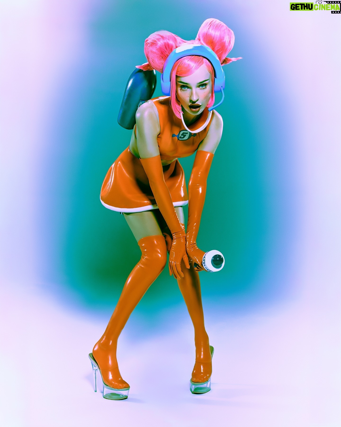 Kim Petras - 114.1K Likes - What do you mean you’re Ulala from Space Channel 5?