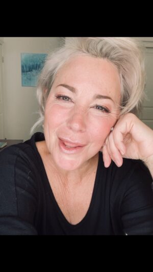 Kim Rhodes Instagram - Just so you know. 💖
