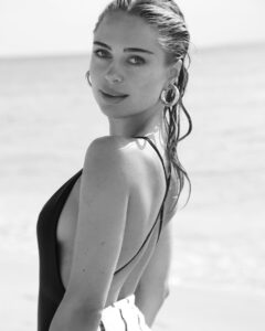 Actress Kimberley Garner HD Photos and Wallpapers January 2025
