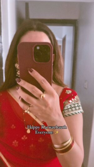 Kiwi Tandon Instagram - “Here’s to spending all day dreaming about the moon... and the parathas waiting on the other side of it!”😜

( karwachauth special , festival , Indian festival , red saree, couples, together , long life , you and me , Indian outfits, Indian wear) 
#indianwear #indianoutfits #karwachauth2024 
#karwachauthspecial #indianwearonline #sarees #sareefashion #karwachauthmehndi #couplegoals #couplevideos #couplelove #couplestyle #indianfashion #indianmakeup #festivalmakeup #festiveglam #weddingoutfit #newlyweds #festivalstyle #redsaree