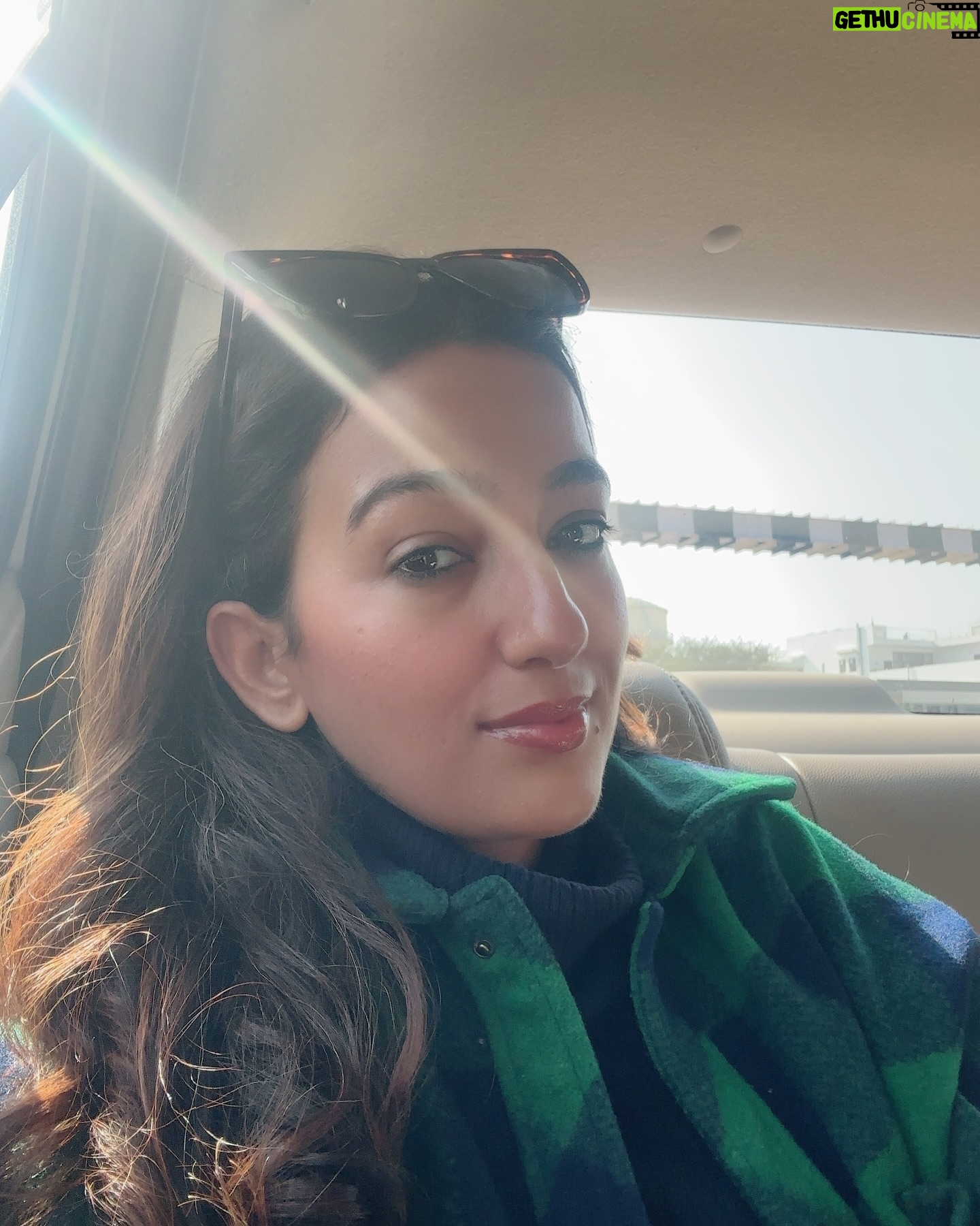 Kiwi Tandon - 1.4K Likes - Just me, myself, and my front camera thriving in 2025🤳 📸
(Selfies, portraits, beauty influencer, makeup influencer, gloss, lipsticks)
#selfie #selflove #selfpotrait #2025 #beautyinfluencer #makeup #makeupself #makeupinspo #makeupinfluencer #fashioninspo #glosses #lipsticks #selfmakeup #nomakeup #nomakeupmakeup #nomakeupselfie #partymakeup
