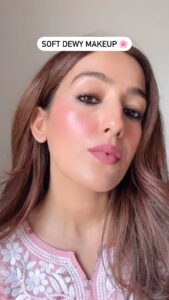 Actress Kiwi Tandon HD Photos and Wallpapers November 2024