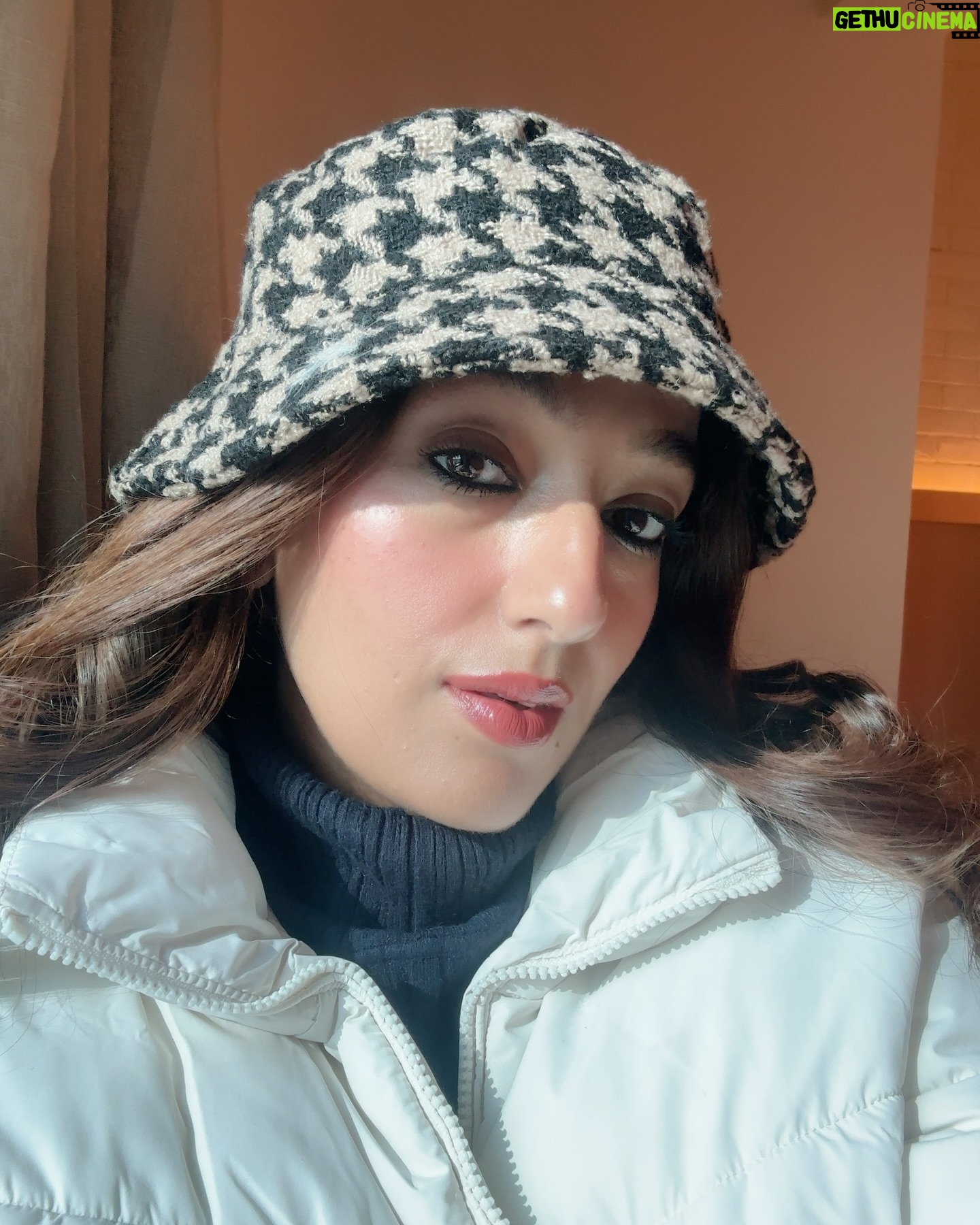 Kiwi Tandon - 1.4K Likes - Just me, myself, and my front camera thriving in 2025🤳 📸
(Selfies, portraits, beauty influencer, makeup influencer, gloss, lipsticks)
#selfie #selflove #selfpotrait #2025 #beautyinfluencer #makeup #makeupself #makeupinspo #makeupinfluencer #fashioninspo #glosses #lipsticks #selfmakeup #nomakeup #nomakeupmakeup #nomakeupselfie #partymakeup
