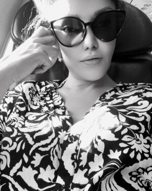Koena Mitra Instagram - 👑😎✈️🎬❤️🌝👩‍❤️‍💋‍👨

#lovemyself #love #lovemyjob #lovemywork #traveler #instadaily #instamood #instagood #instalove #instacool #instafashion #instareels #koenamitra #koena #koéna #koenaclub #koenamitra😊🙌 #koenamitraworld #koenamitra❤️ #koenamitraofficial #koenamitraji #koenamitrabollywood #bollywoodstyle #bollywood #bollywoodactress