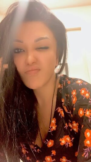 Koena Mitra Instagram - Mood…❤️🎬🎬❤️ 

#instagood #instamood #instadaily #instafashion #instagram #fashionaddict #loveyourself #love #lovewins #traveler #cinema #filmlife #bollywood #bollywoodstyle #bollywoodworld #koenamitra #koena #koenaclub #funk #playtime #vibe #beautycommunity