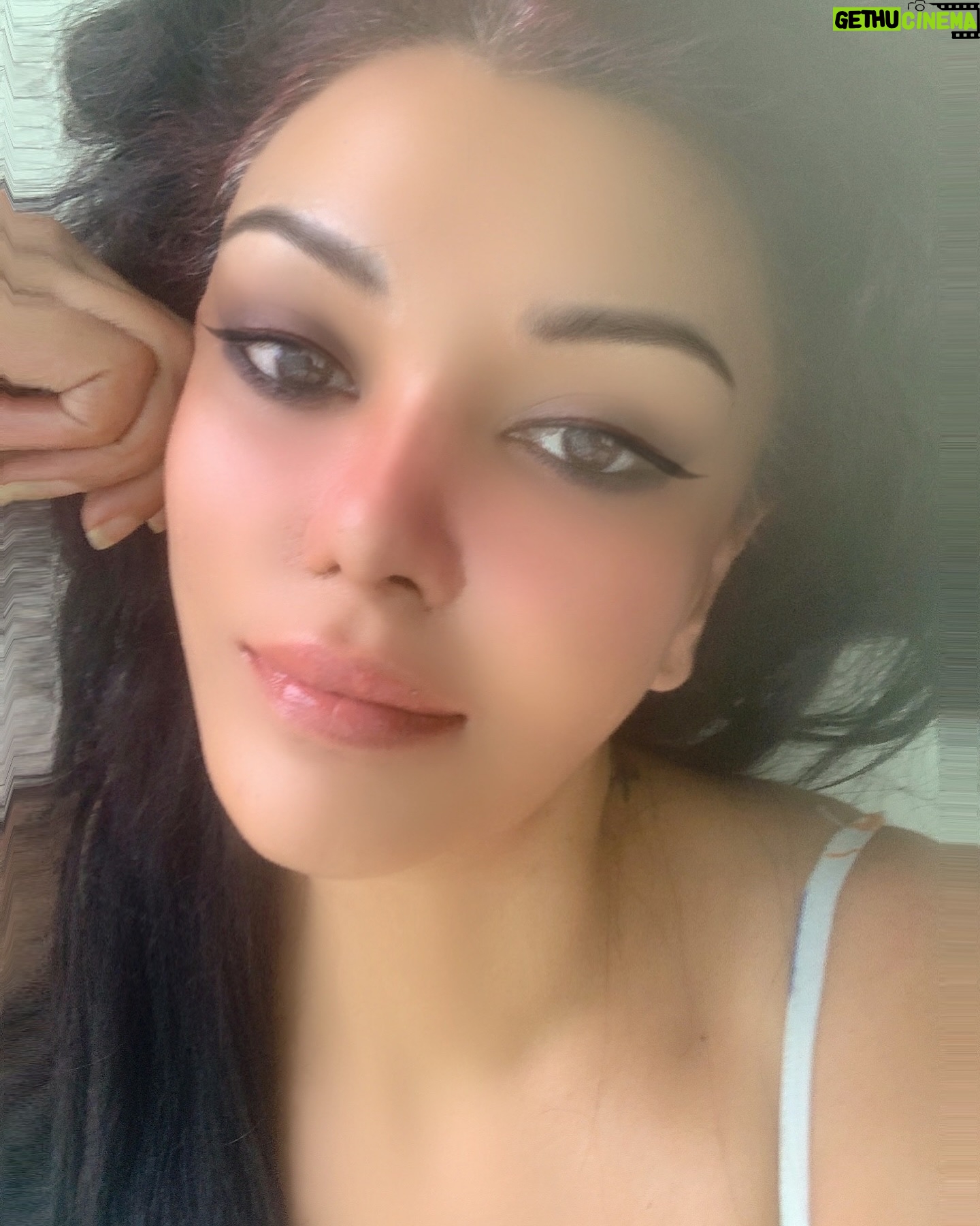 Koena Mitra - 470 Likes - Some memories are 🔥…. Some are foggy and bitter. It’s up to us what we wish to relive or remember.
#koenamitra #koena #memories💕 #lovesongs #lovesongs❤️ #loveyourself #selflove #lovemyjob #livemyjob❤️ #dreamchaser #sunset #sunkissed #traveler #mumbai #india #indianactors #indianactresses #lovemylife #ekeh #jaljalkedhuan #jaljalkedhua #ekkhiladiekhaseena #stylediary #stylepost