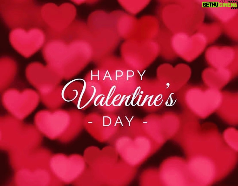 Koena Mitra - 349 Likes - Happy Valentine’s Day to all celebrating ❤️🔥☄️
#valentineday #valentines #lovewins #instalove #goodlife #happyvalentinesday #happiness💕