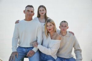 Kristen Taekman Instagram - Wishing you all a Happy Thanksgiving!🍁🦃🍽