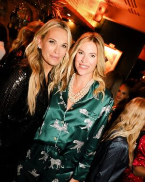 Kristen Taekman Instagram - A pajama party is the best way to party!!!! Thanks @mollybsims @ysebeauty @petiteplume ✨✨✨