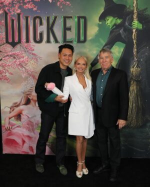 Kristin Chenoweth Instagram - Tomorrow marks one whole month of @wickedmovie in the world and we have all been truly changed for good 🩷🫧💚🧹 Who thinks they’ve seen it the most times?!