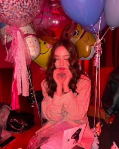 Actress Krystal Jung HD Photos and Wallpapers October 2024