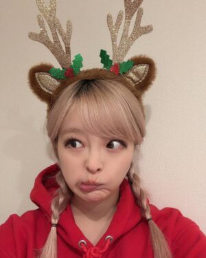 Kyary Pamyu Pamyu Instagram - Merry Christmas🎅🏻🎄